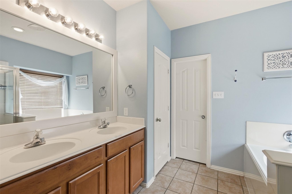 14127 Austin Hollow Court - Photo 20