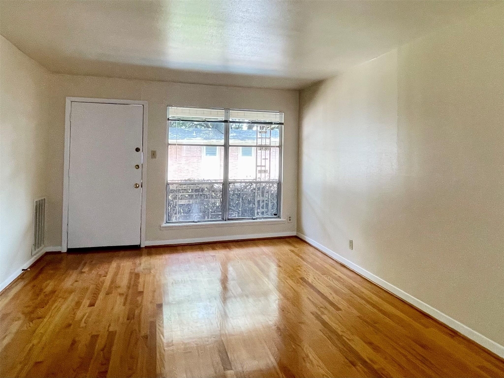3420 Mount Vernon Street - Photo 7