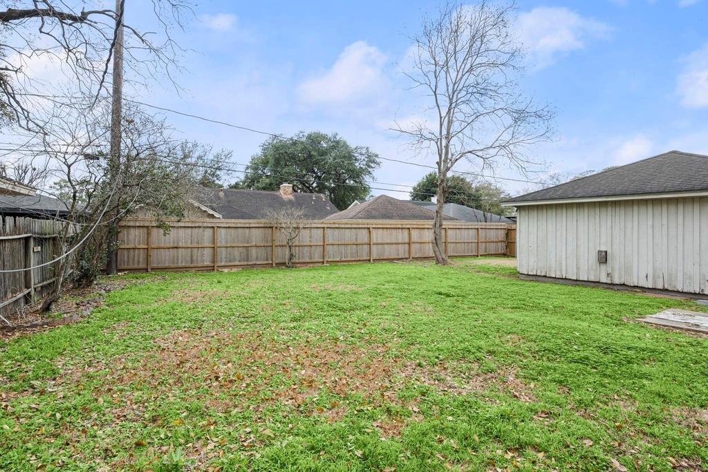 1039 Marcella - Photo 24