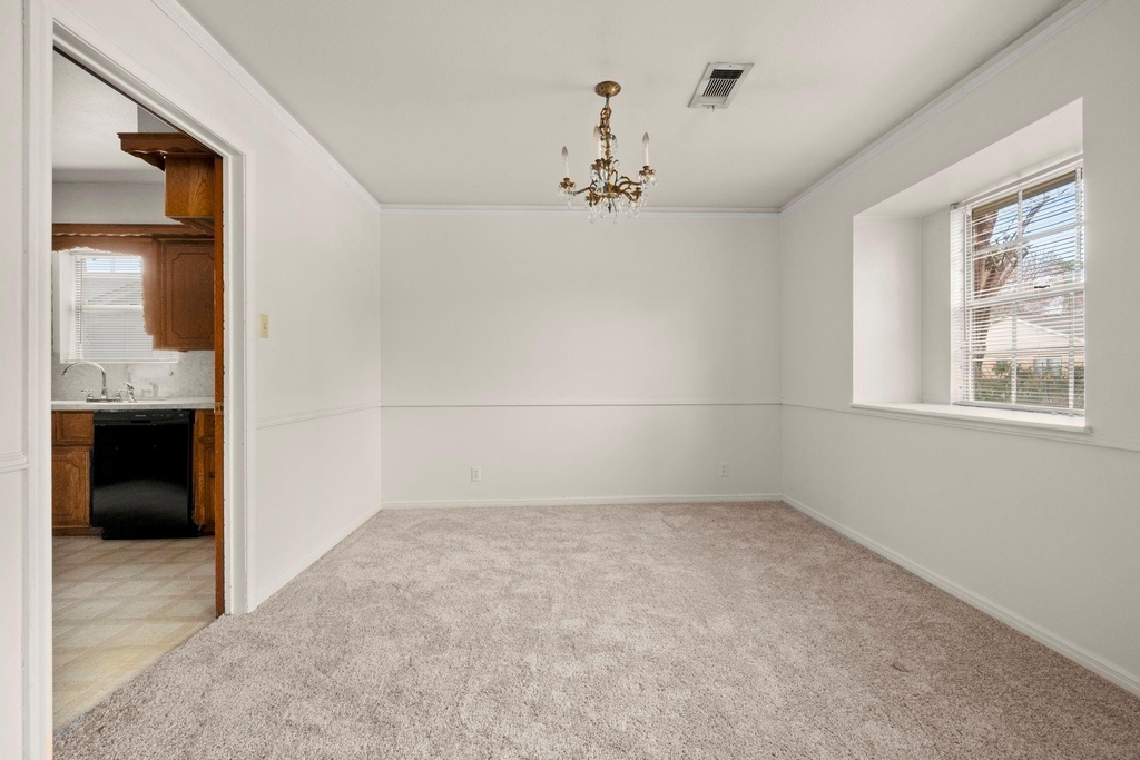 1039 Marcella - Photo 5