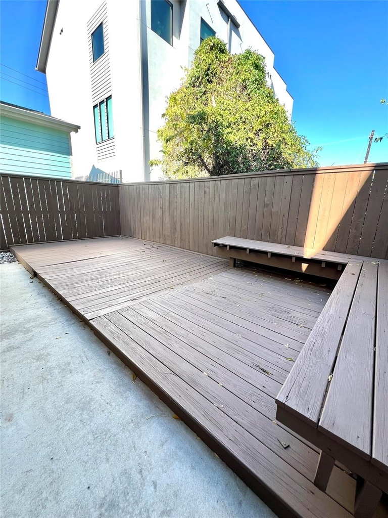 1818 Edwards Street - Photo 32