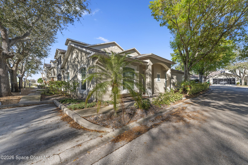 1479 Beechfern Drive - Photo 3