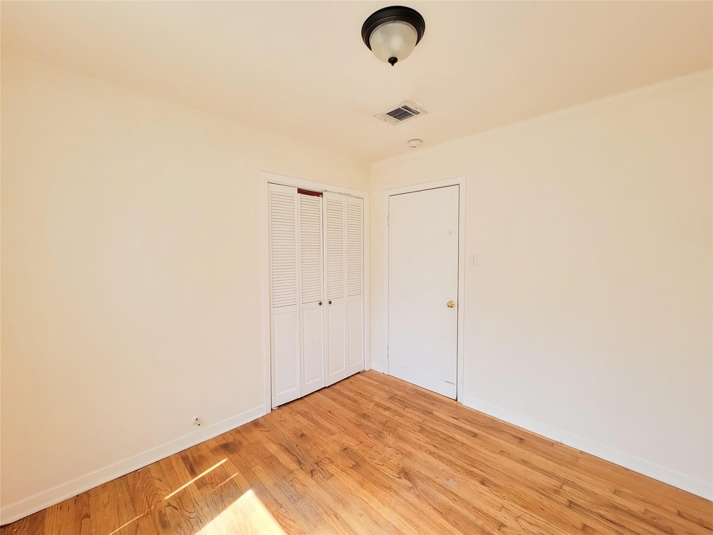 12226 Dorwayne Court - Photo 18