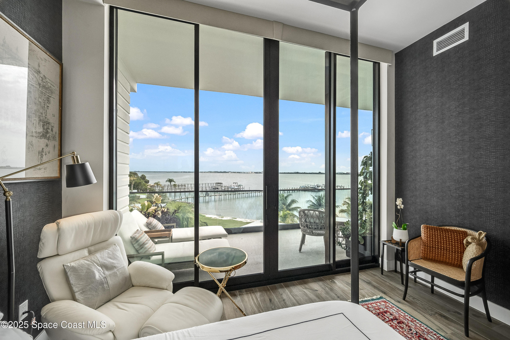 225 Strand Drive - Photo 18