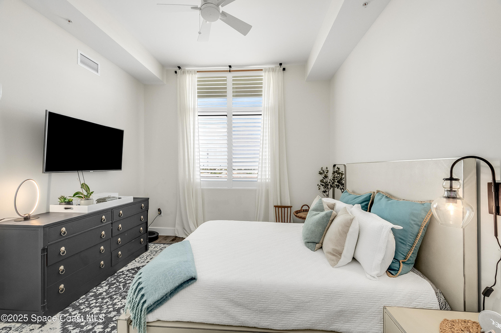 225 Strand Drive - Photo 14