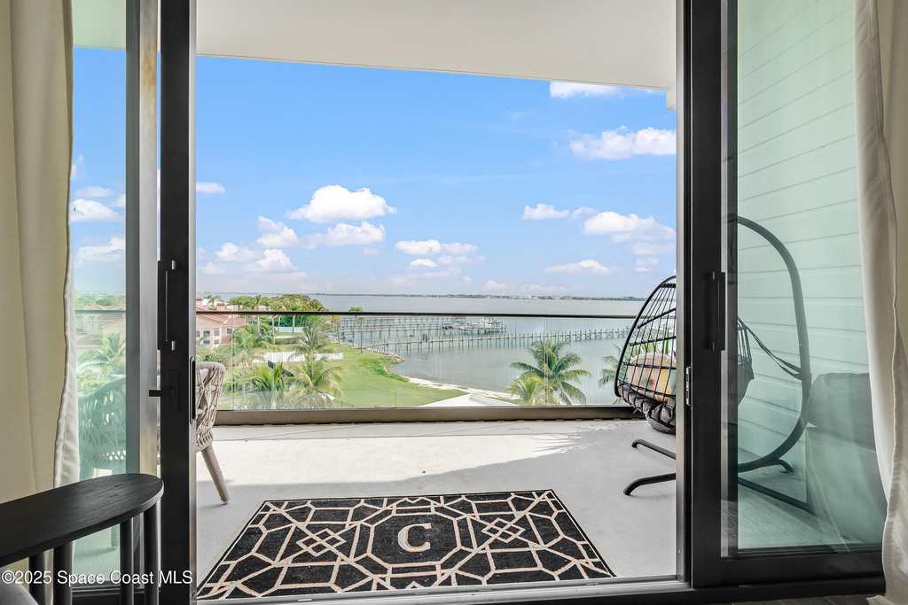 225 Strand Drive - Photo 4