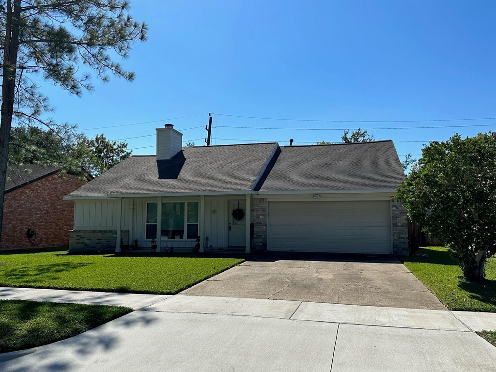 3114 Sleepy Hollow Drive - Photo 1