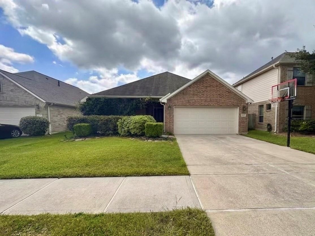2822 Lockeridge Cove Drive - Photo 0