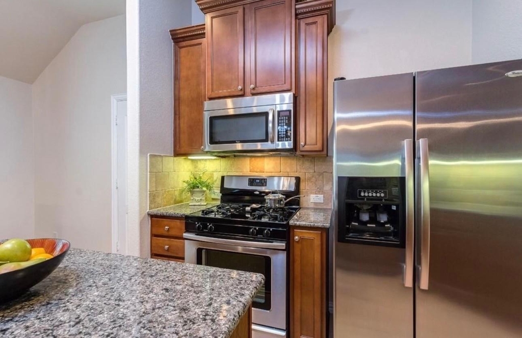 2822 Lockeridge Cove Drive - Photo 7