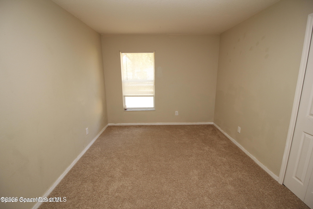 1266 Buffing Circle Se - Photo 10