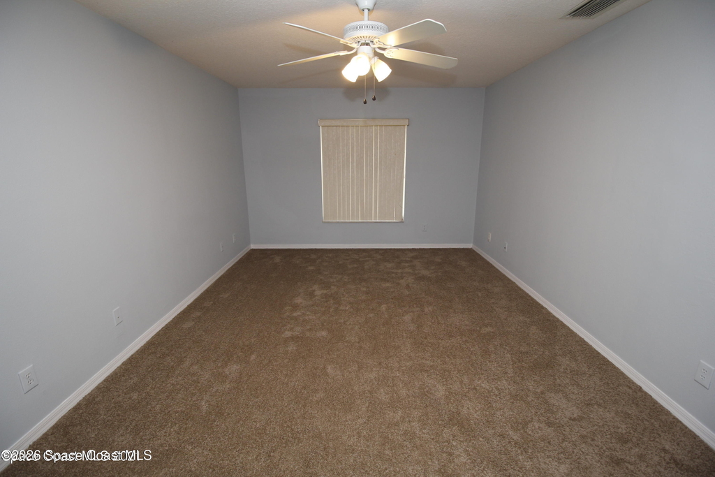 1266 Buffing Circle Se - Photo 15