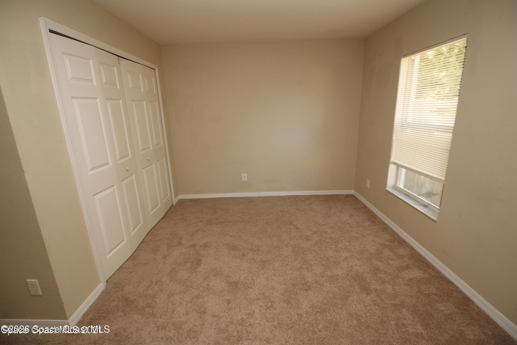 1266 Buffing Circle Se - Photo 9