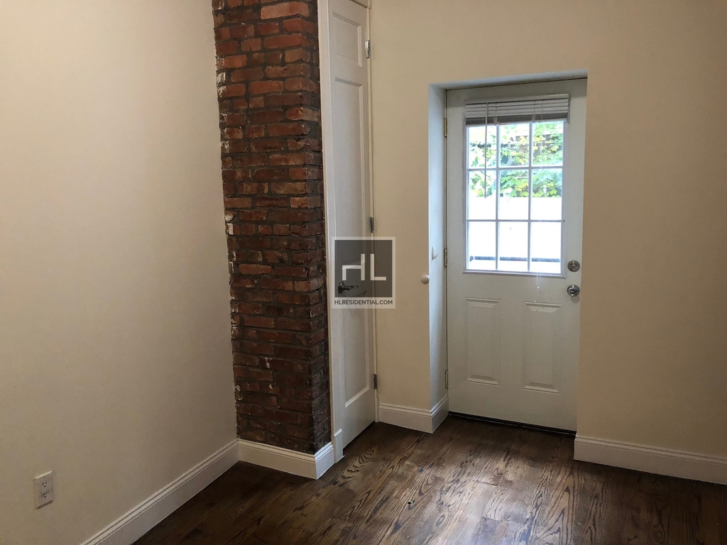 W 103rd St. - Photo 2