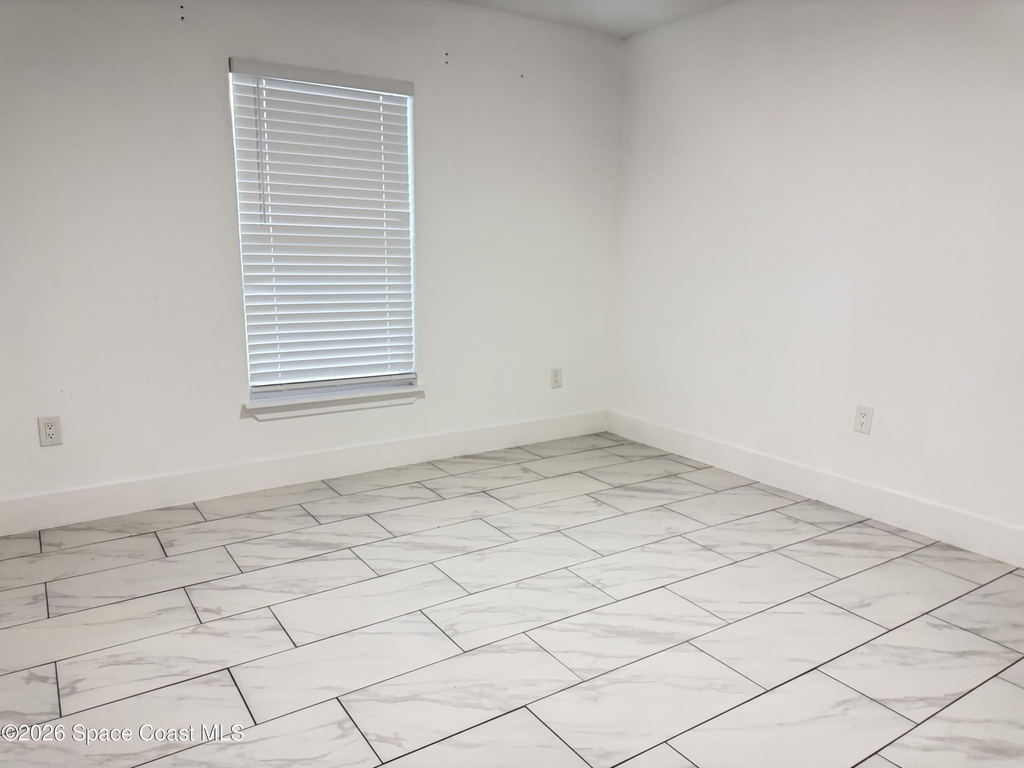 1013 Hammacher Avenue Sw - Photo 10