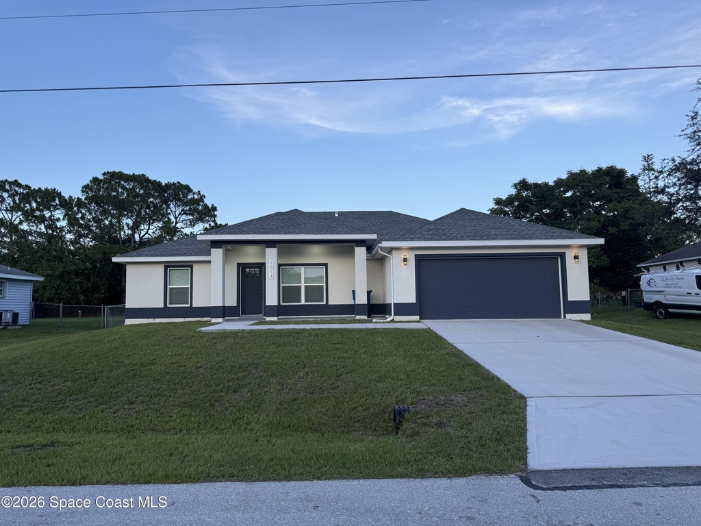 1013 Hammacher Avenue Sw - Photo 0