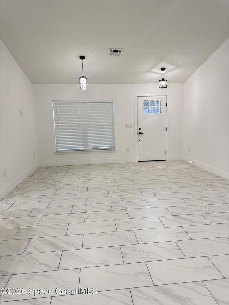 1013 Hammacher Avenue Sw - Photo 3
