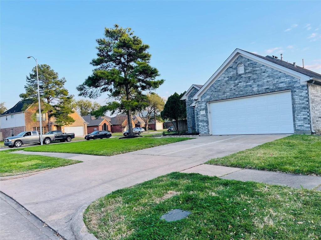 20803 Lavenderwood Drive - Photo 1