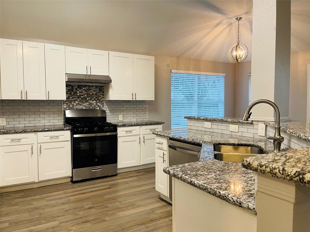 20803 Lavenderwood Drive - Photo 18
