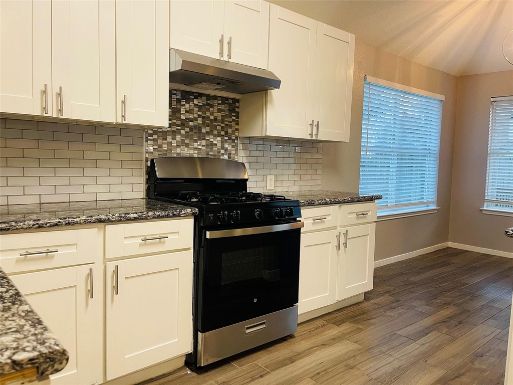 20803 Lavenderwood Drive - Photo 14
