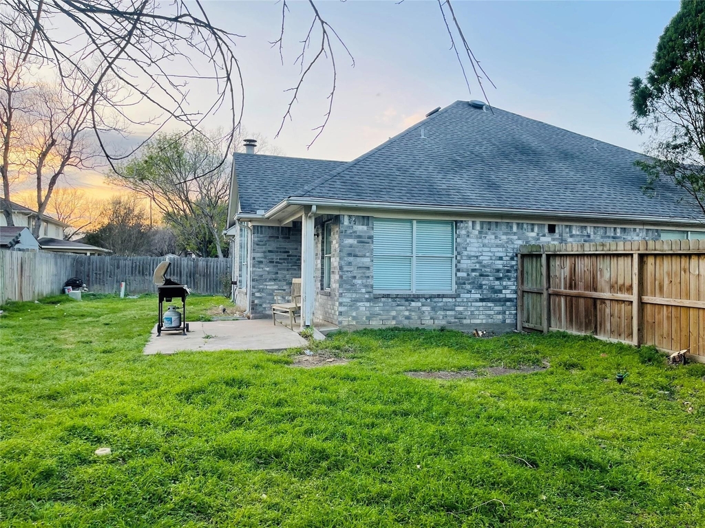20803 Lavenderwood Drive - Photo 11