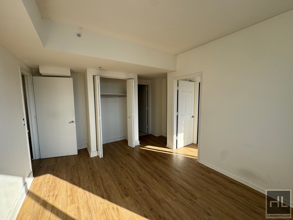 West 96th Street - Photo 3