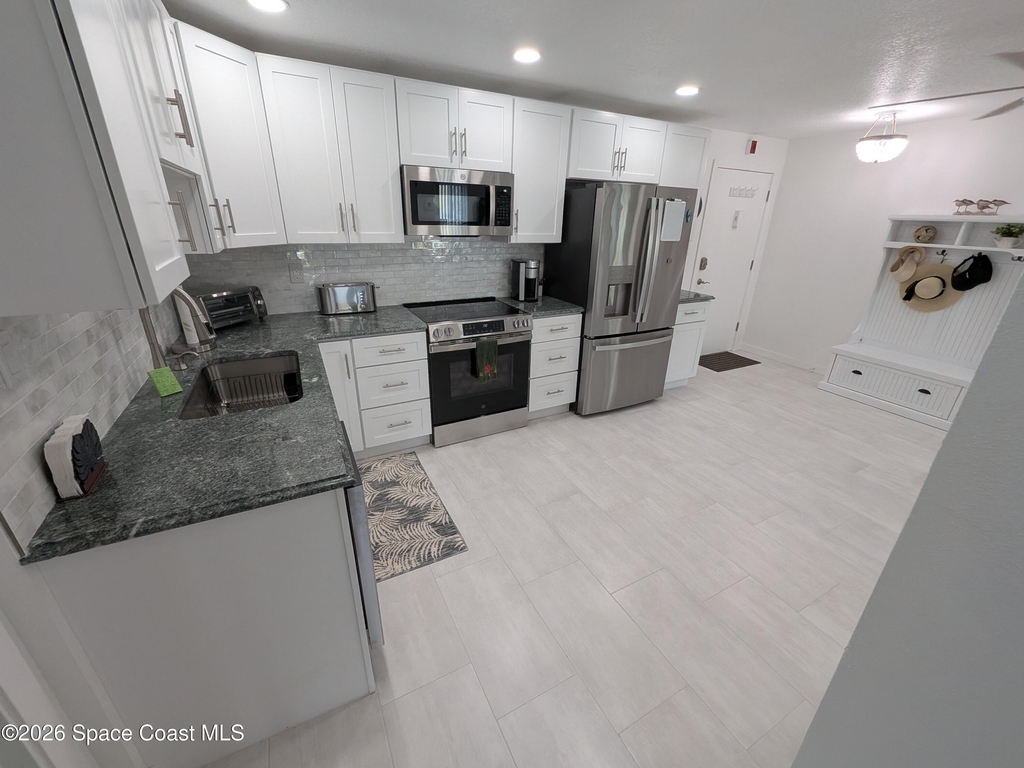 4800 Ocean Beach Boulevard - Photo 5