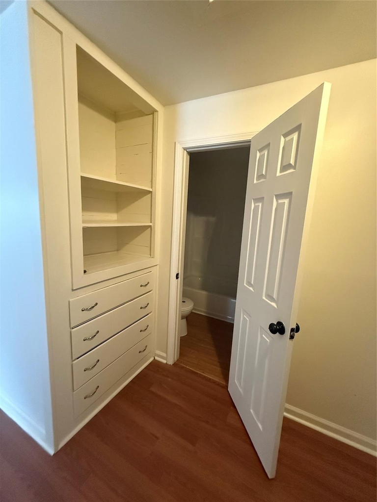 1315 Sycamore Avenue - Photo 8