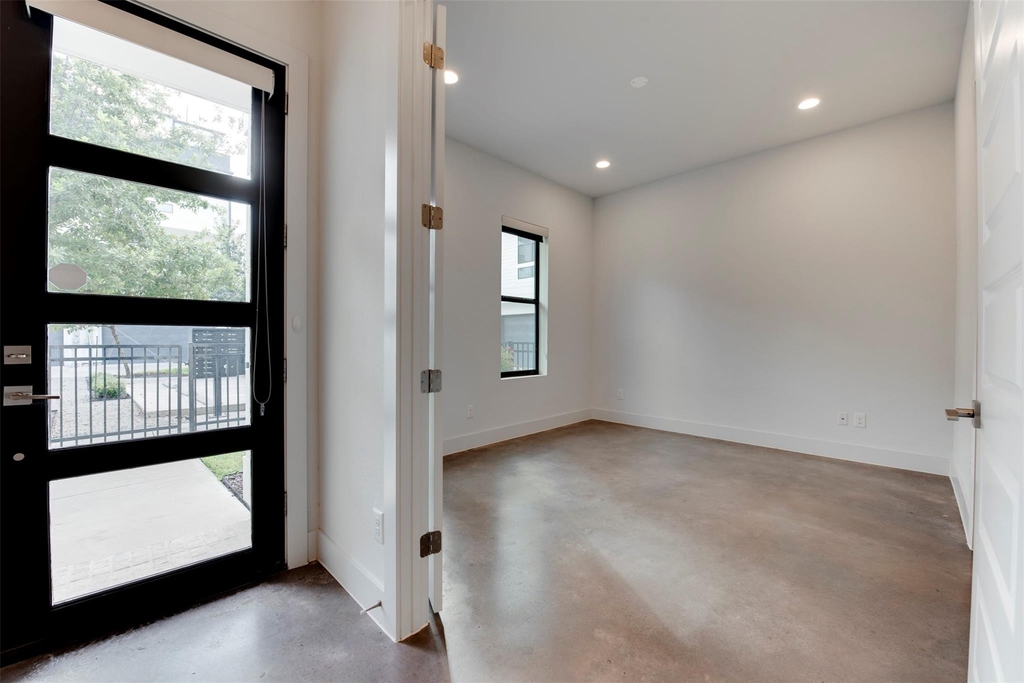2928 Lamar Street - Photo 4
