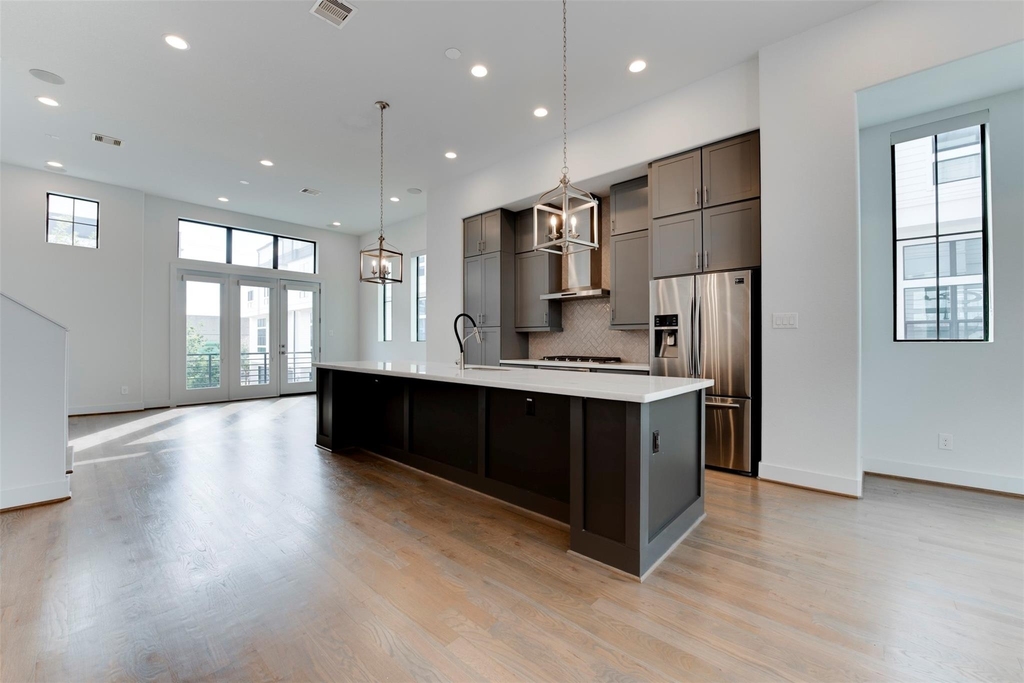 2928 Lamar Street - Photo 0