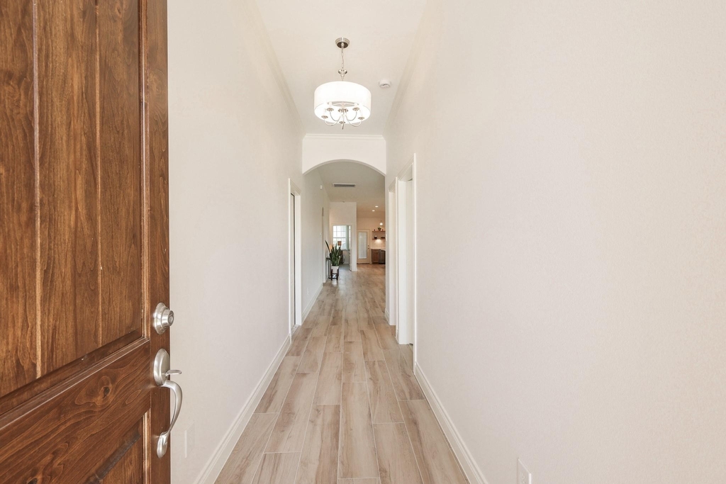2303 Cunningham Drive - Photo 2