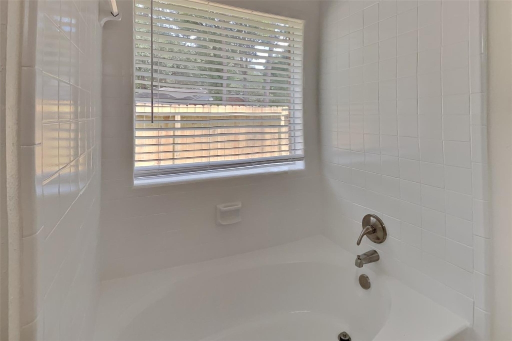 2631 Sherwood Hollow Lane - Photo 9