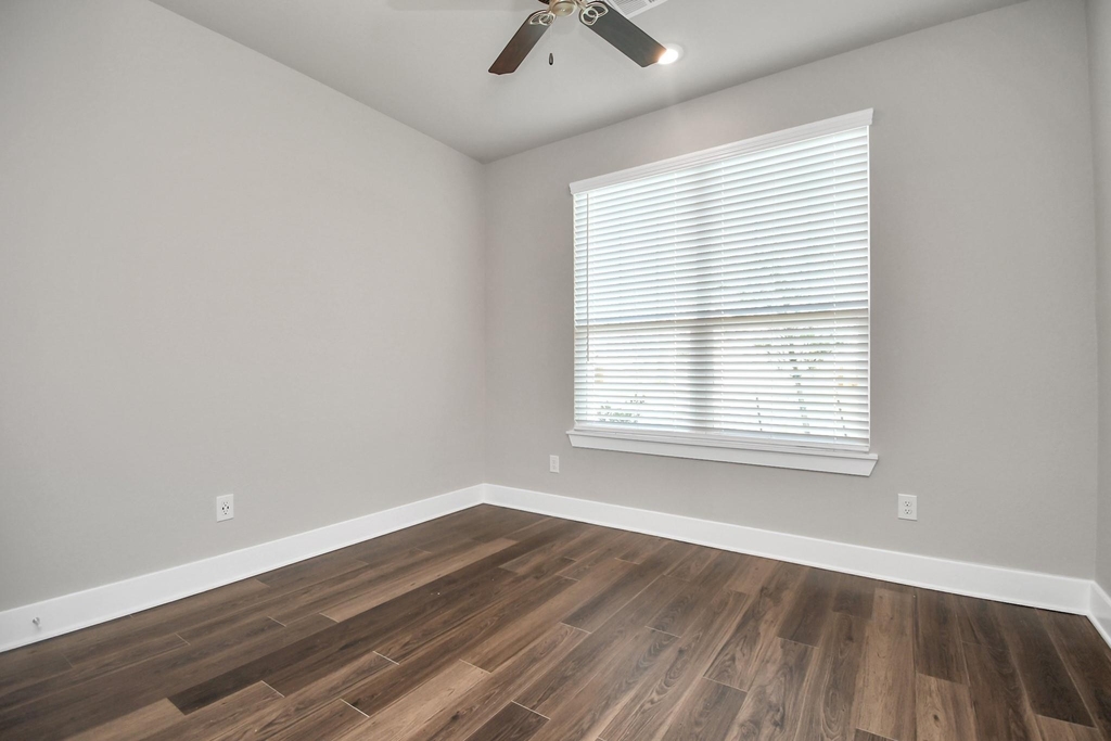 1234 Scarlett Creek Drive - Photo 9
