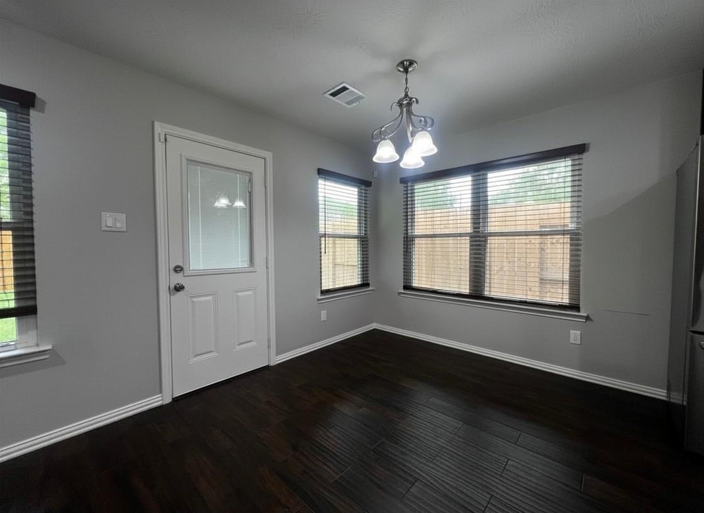 25314 Laurel Green Street - Photo 9
