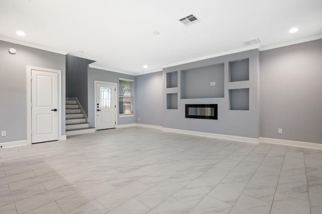 2730 J R Drive - Photo 4