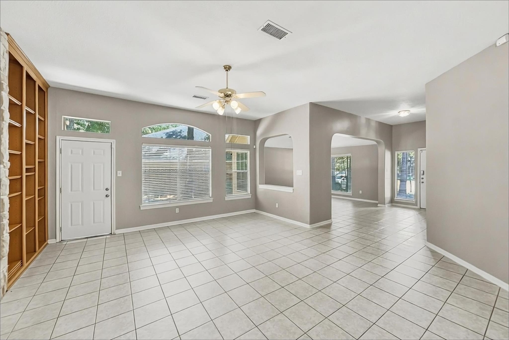 5 Paddock Pines Place - Photo 6