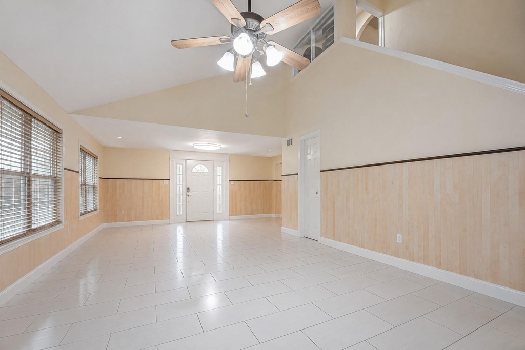 7618 Del Glen Lane - Photo 4