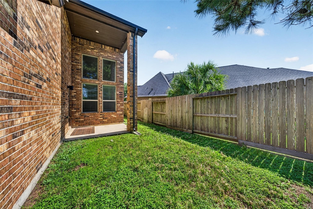 29122 Parker Trace Drive - Photo 39