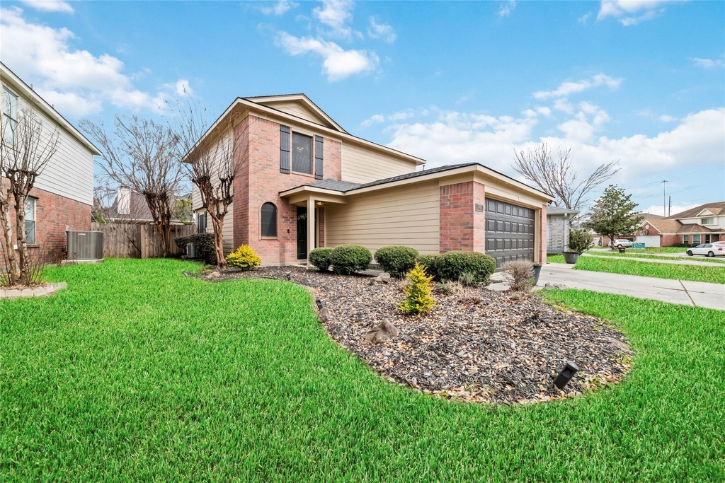 10810 Meadow Walk Lane - Photo 1