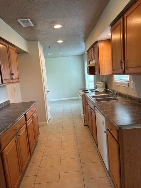 16030 Blackhawk Boulevard - Photo 3
