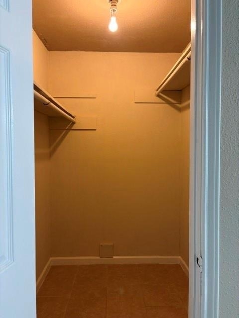 16030 Blackhawk Boulevard - Photo 9