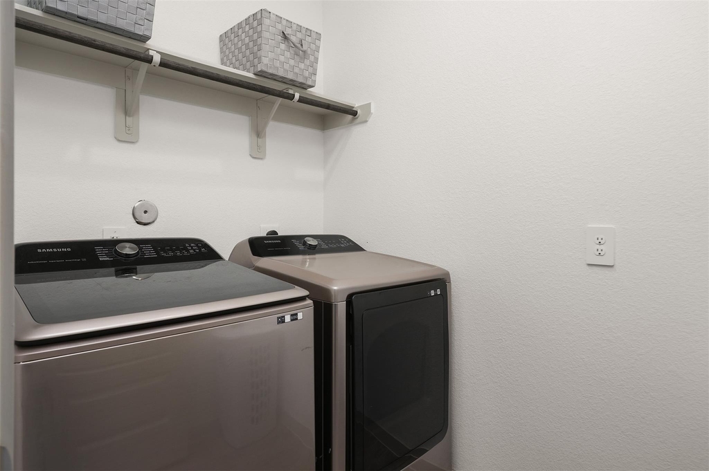 2421 Mar Vista Lane - Photo 30
