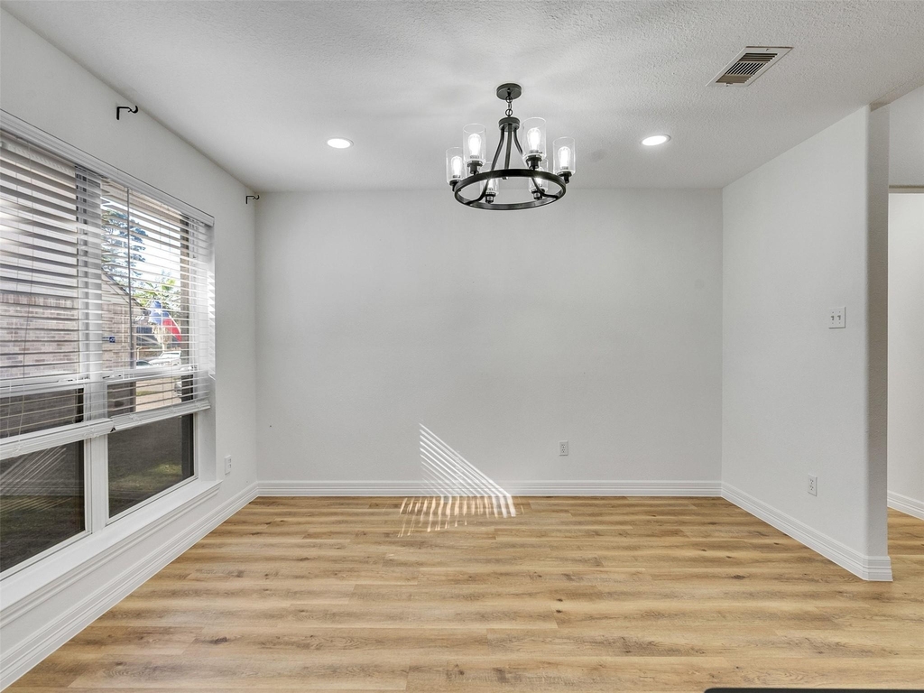 206 Doncaster Street - Photo 14