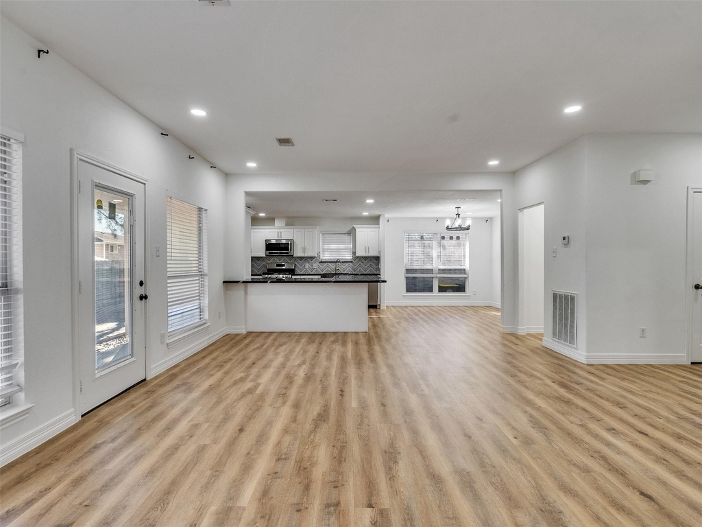 206 Doncaster Street - Photo 12