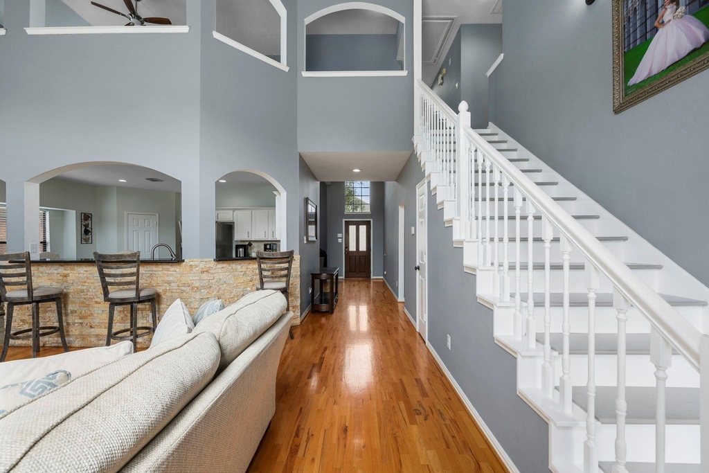 16315 Scotch Hollow Lane - Photo 3