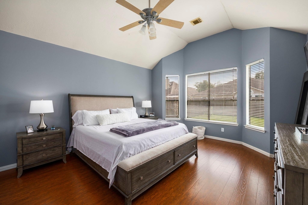 16315 Scotch Hollow Lane - Photo 18