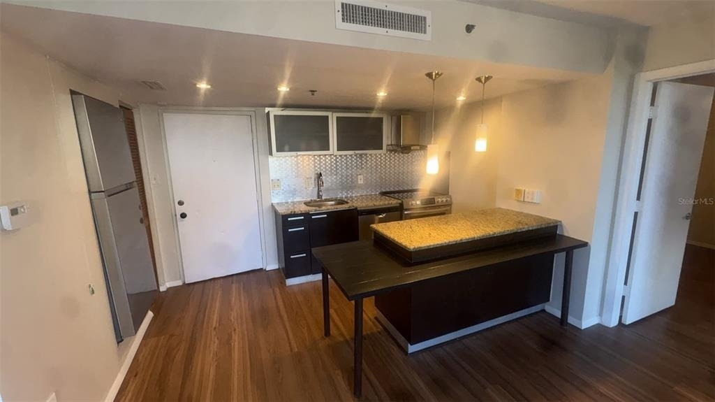 701 S Madison Avenue - Photo 23
