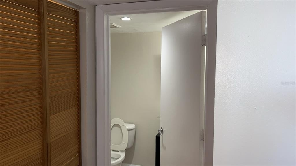 701 S Madison Avenue - Photo 17