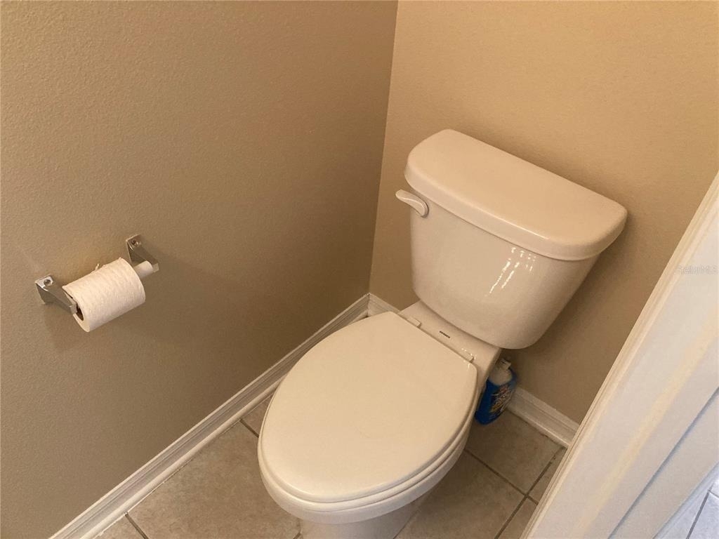 2533 Harn Boulevard - Photo 7