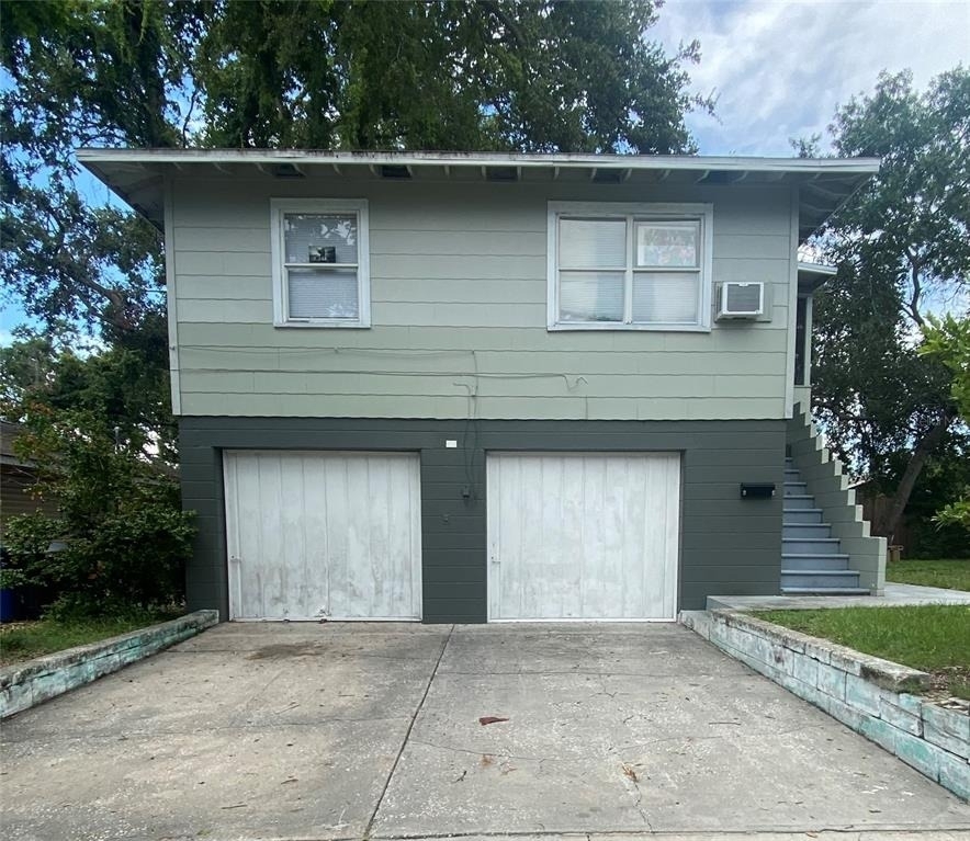 962 19 Avenue S - Photo 0