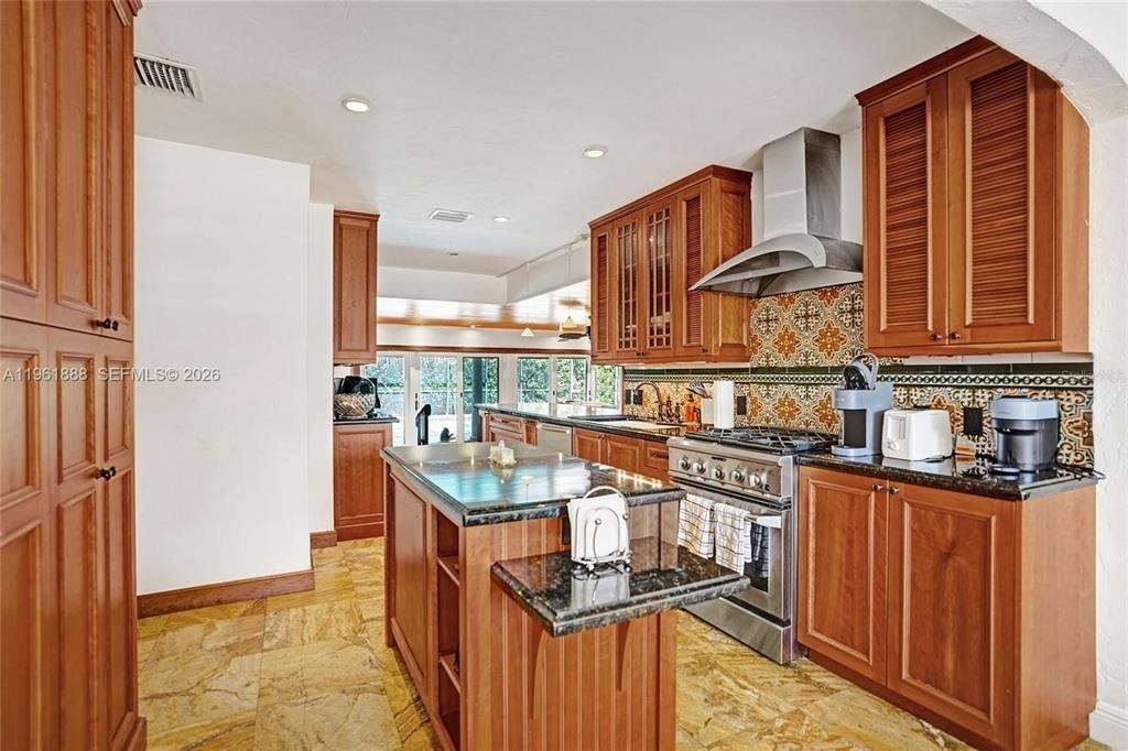 1247 Ne 101st Street - Photo 13